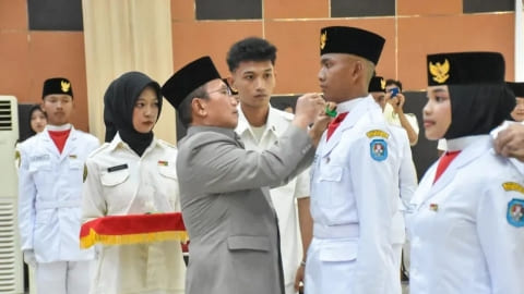 Sukses Jadi Pengibar Bendera Kubu Raya, Bupati Bakal Boyong Paskibraka Berdarmawisata Sejarah Sukses Jadi Pengibar Bendera Kubu Raya, Bupati Bakal Boyong Paskibraka Berdarmawisata Sejarah