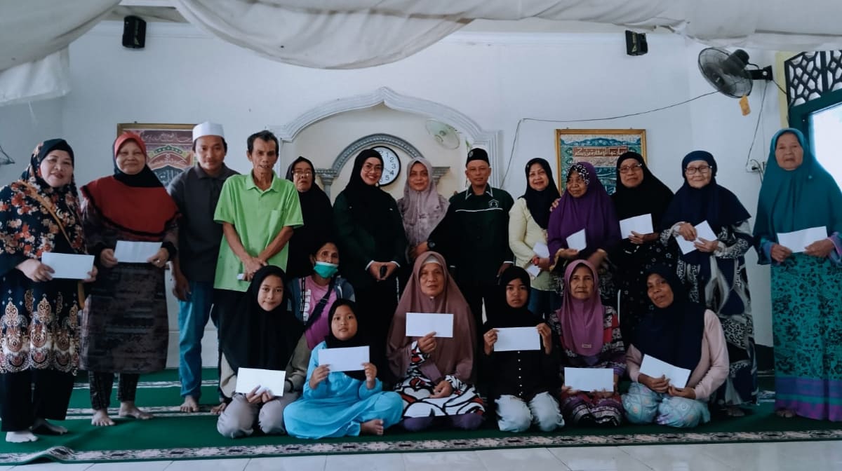 PC ISNU Kota Pontianak Tebar Senyum di Hari Raya, Salurkan Santunan untuk Warga Kurang Mampu