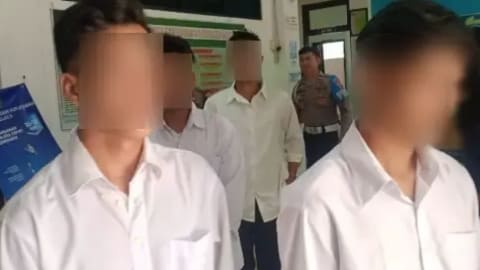 Mimpi Mahasiswa Jadi Sarjana di Kapuas Hulu Terancam Gagal Kerena Masalah PETI