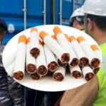 Rokok Ilegal di Pelabuhan Dwikora Pontianak Dibongkar Paksa Tim Gabungan