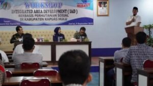 Tingkatkan Ekonomi Masyarakat Kapuas Hulu kembangkan perhutanan sosial