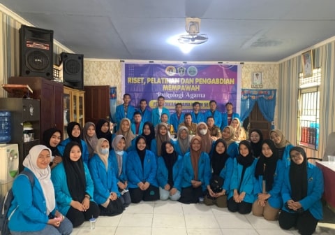 Mahasiswa IAIN Pontianak Riset Soal Keislaman di Mempawah