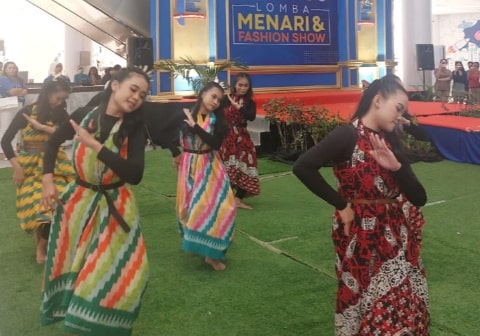 Hadirkan Lomba Tari, IWAPI Kubu Raya Tebarkan Pesan Lagu Pesan Mendunia
