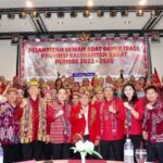 Lasarus Harap Pengurus DAD Rawat Keharmonisan Etnis di Kalbar