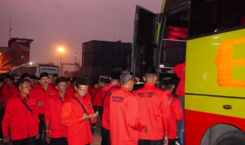 Kader Banteng Kalbar Bergerak Menuju GBK