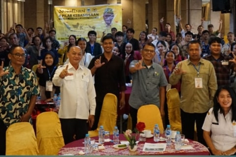 Laksanakan Sosialisasi 4 Pilar, Adrianus Asia Sidot: Kolaborasi Membangun Negeri