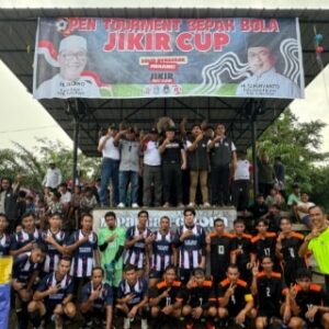 Buka Turnamen Sepakbola di Kubu, Paslon Jikir Komitmen Majukan Sektor Olahraga