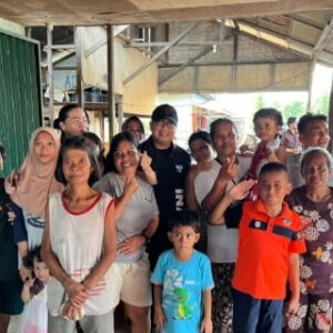 Tunjukan Komitmen, Sujiwo Bantu Tangani Banjir di Sungai Ambawang