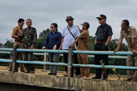 Adrianus Asia Sidot, Kunjungan Kerja Reses Bersama Masyarakat Kalbar