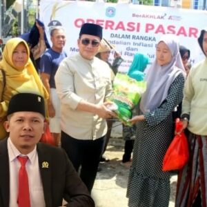 Legislator Kubu Raya Supratman Dukung Operasi Pasar Pemkab, Jaga Stabilititas
