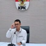 Disebut Cuma Bawa Koper Pakaian, KPK Klaim Amankan Dokumen dari Rumah Gubernur Kalbar