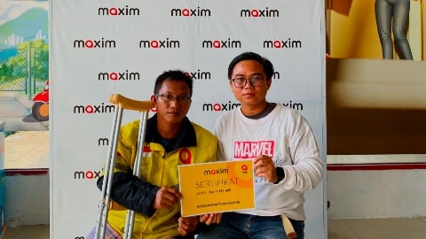 Pengemudi Maxim Pontianak Terima Santunan Dari YPSSI