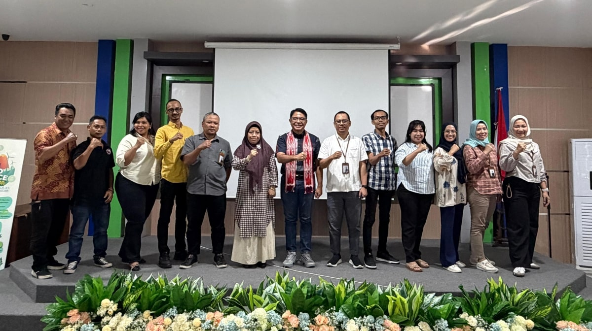 20251207_211922-m Foto bersama Franciscus Sibarani saat Audensi