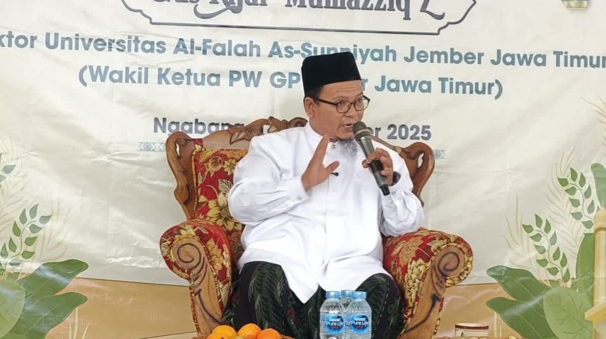 Mendidik satu laki-laki sama halnya mendidik satu manusia. Tapi mendidik satu perempuan, hakikatnya sama dengan mendidik satu generasi