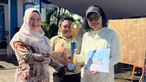 Tiga Hari Menggeliat, Expo UMKM Perumda Menanjak Bahagia Kubu Raya Resmi Ditutup Tiga Hari Menggeliat, Expo UMKM Perumda Menanjak Bahagia Kubu Raya Resmi Ditutup