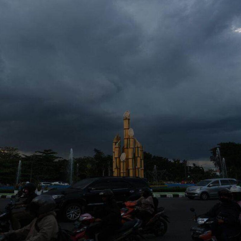 Cuaca Pontianak dan Kubu Raya hari ini Sabtu 20 Juni 2026 berpotensi hujan ringan menurut BMKG Kalbar.
