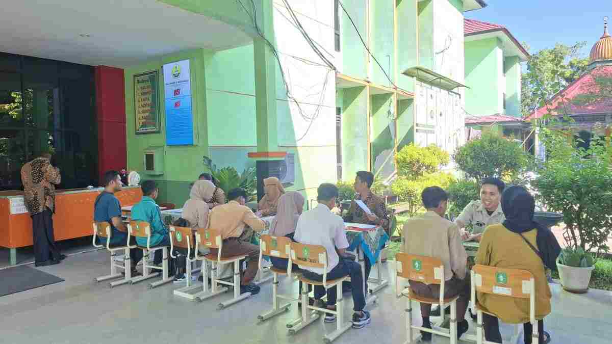 Cara Daftar SPMB Kalbar 2026 Online, Jadwal, Syarat dan Link Pendaftaran SMA SMK SLB Cara Daftar SPMB Kalbar 2026 Online, Jadwal, Syarat dan Link Pendaftaran SMA SMK SLB