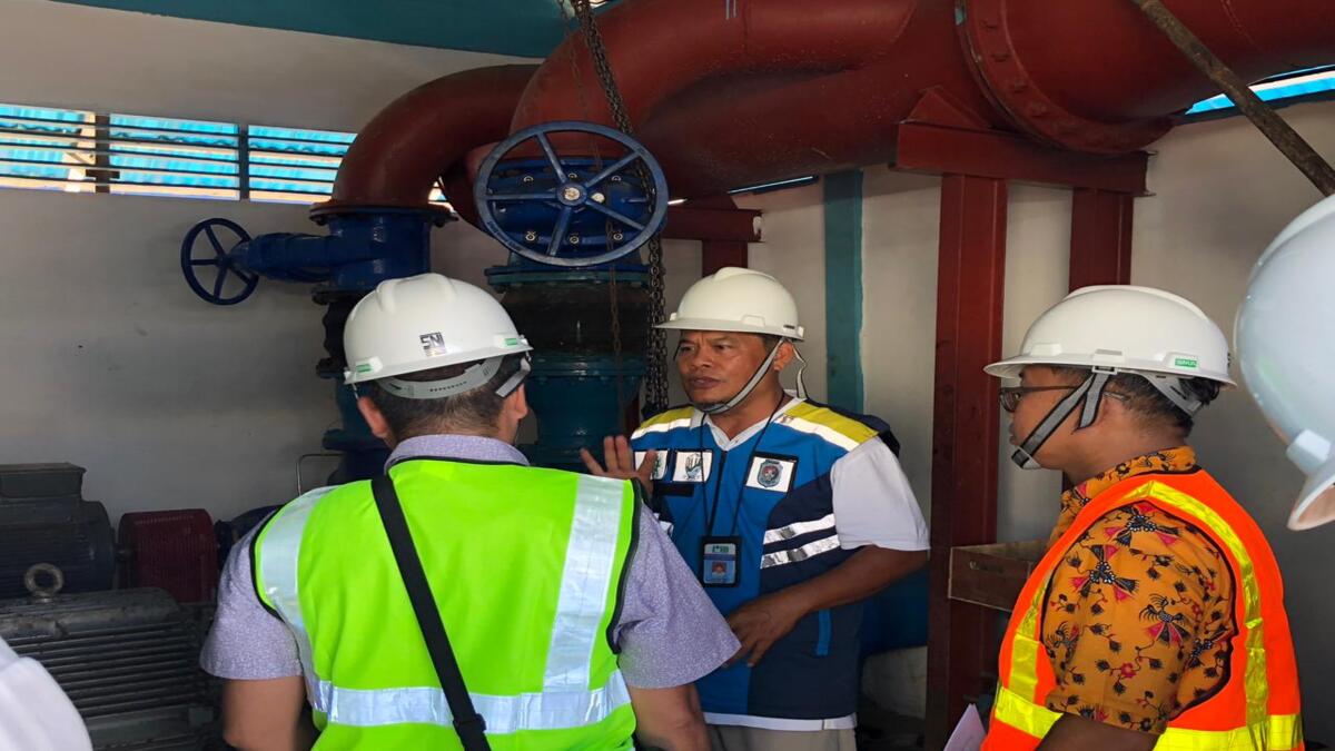 Perusahaan Umum Daerah Air Minum (Perumdam) Tirta Senentang Kabupaten Sintang melakukan studi banding ke Perumda Air Minum Tirta Raya Kabupaten Kubu Raya pada Jumat (26/6/2026)