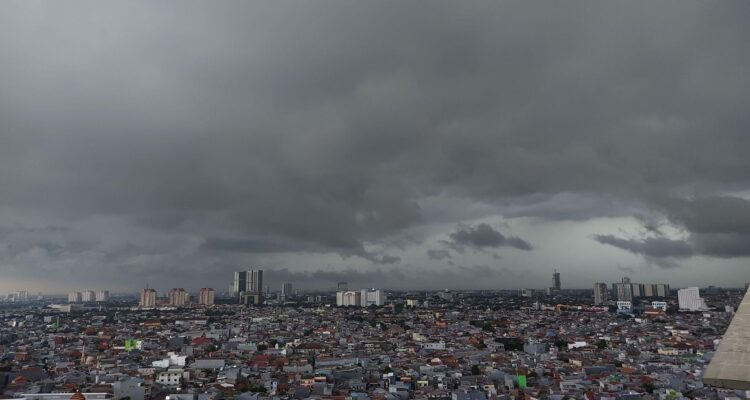 BMKG Kalbar: Cuaca Pontianak dan Kubu Raya Hari Ini Berpotensi Berawan hingga Hujan Ringan