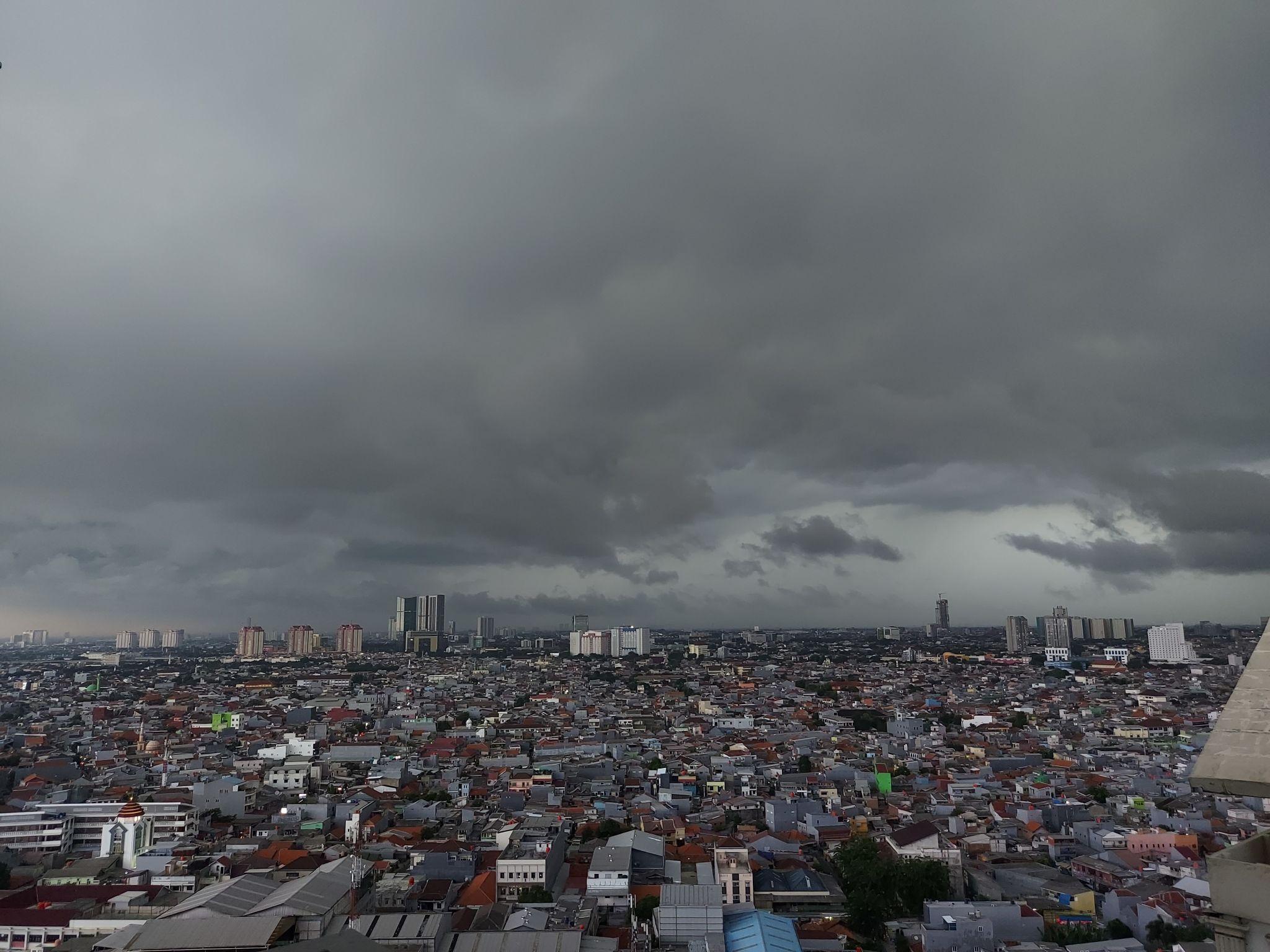 BMKG Kalbar: Cuaca Pontianak dan Kubu Raya Hari Ini Berpotensi Berawan hingga Hujan Ringan BMKG Kalbar: Cuaca Pontianak dan Kubu Raya Hari Ini Berpotensi Berawan hingga Hujan Ringan