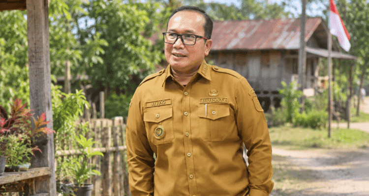 Profil Sujiwo Bupati Kubu Raya