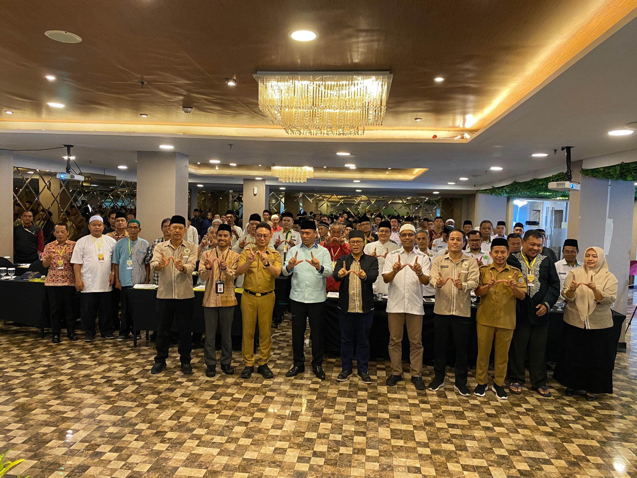 BWI Pontianak Gelar Bimtek Untuk Peningkatan Kompetensi Nazhir BWI Pontianak Gelar Bimtek Untuk Peningkatan Kompetensi Nazhir