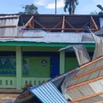 SDN 17 Karang Betung Sekadau Rusak Parah Diterjang Angin Puting Beliung
